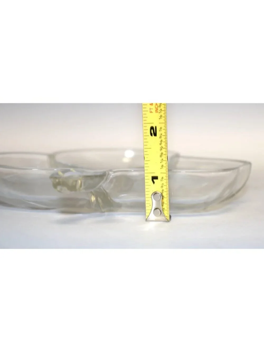 Leaf-Shaped Clear Glass Divided Serving Dish Decorative Plate 8x7